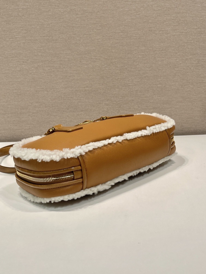 Pra*a top handle bags